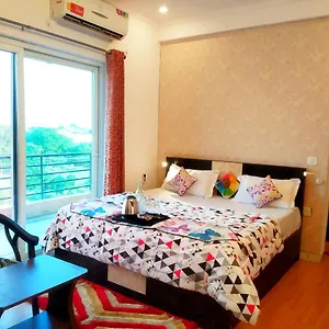 Instay - 46 , Gurgaon India
